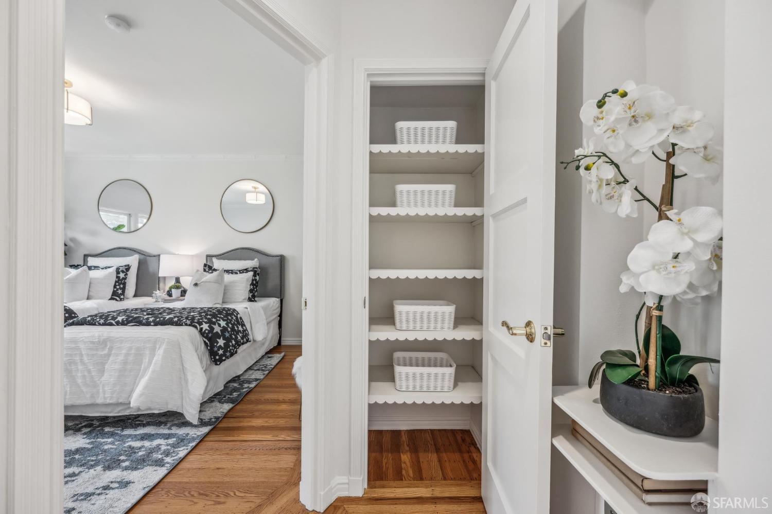 25 Roselyn Terrace