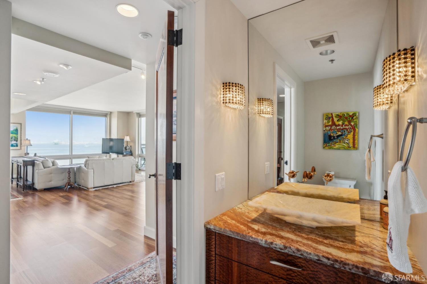 501 Beale Street # 20A