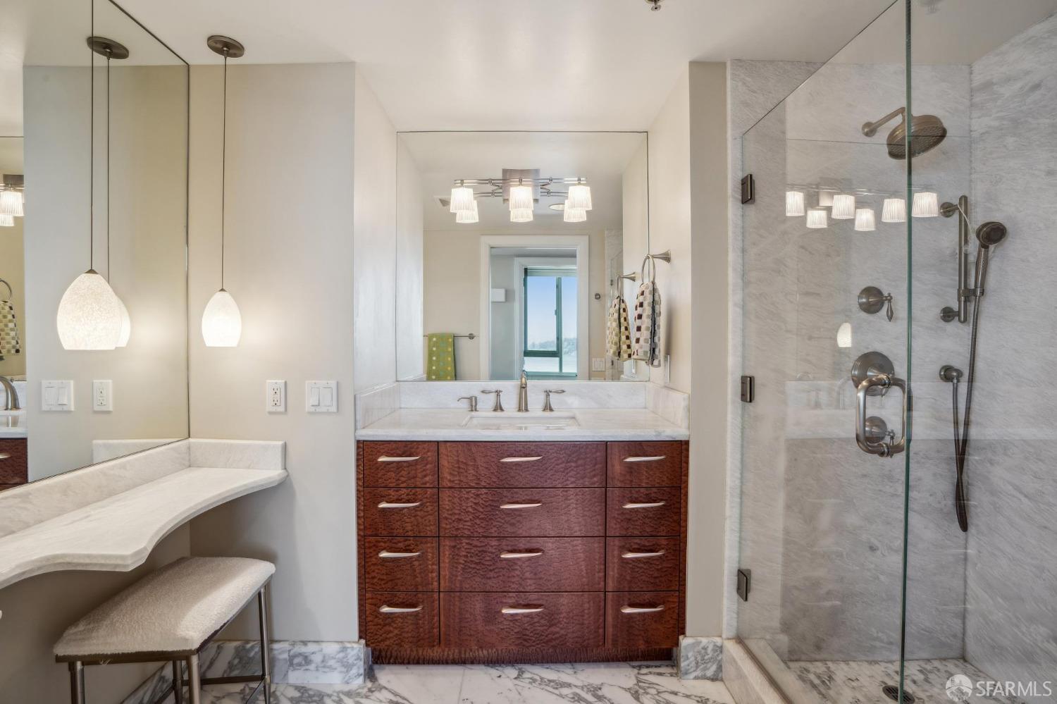 501 Beale Street # 20A