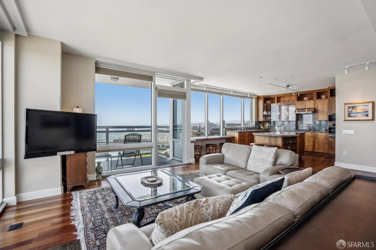 501 Beale Street # 20A