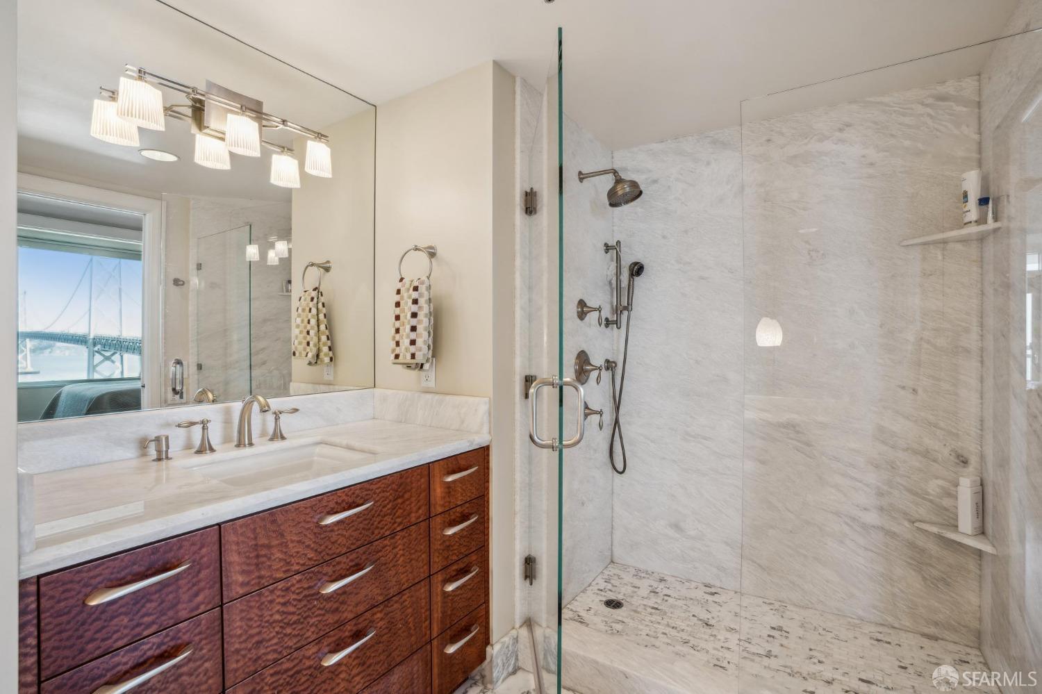 501 Beale Street # 20A