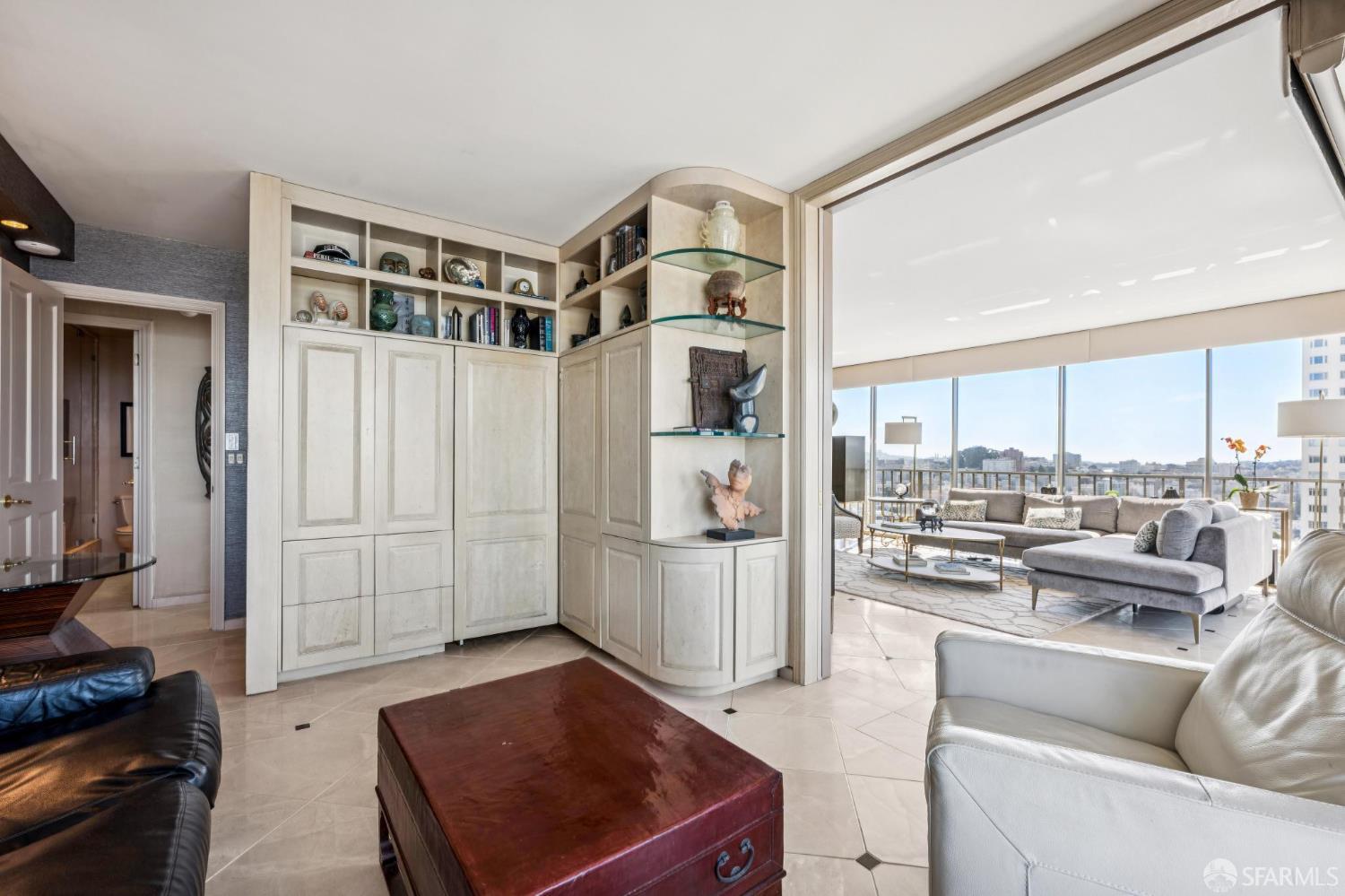 999 Green Street # 1501