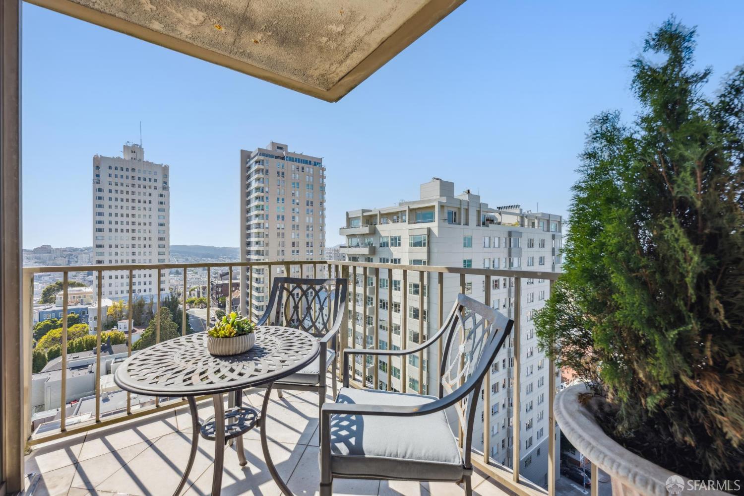 999 Green Street # 1501