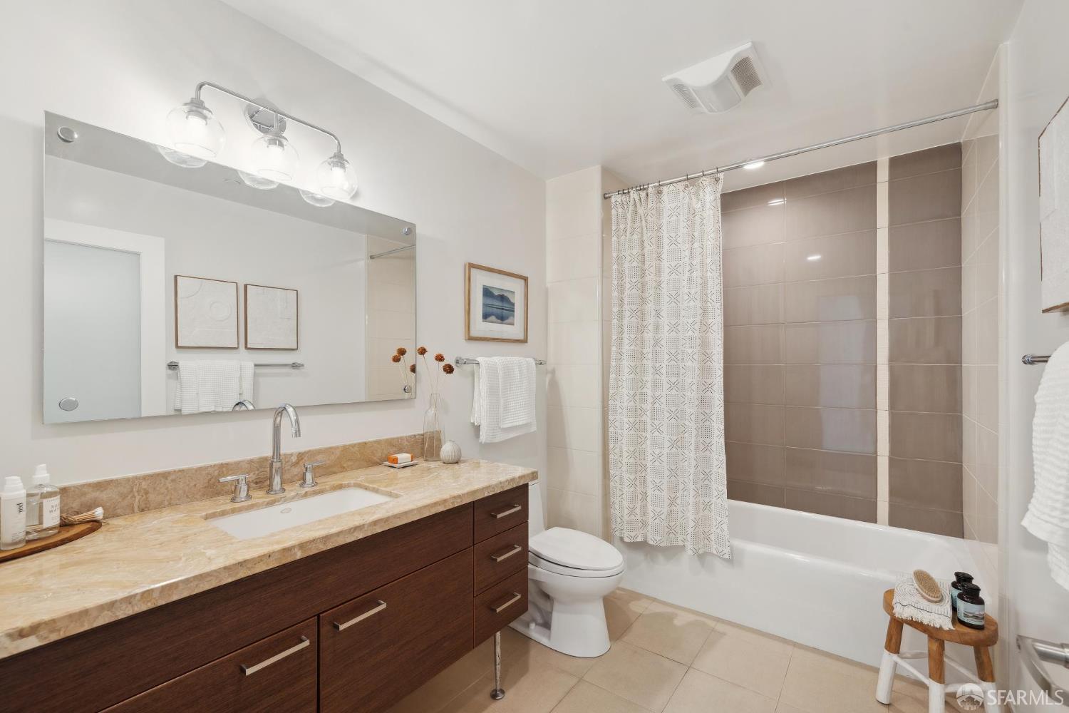 1810 Polk Street # 511
