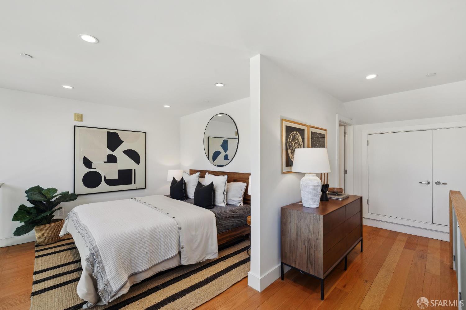 1810 Polk Street # 511