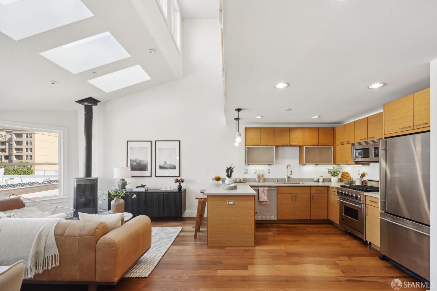 1810 Polk Street # 511
