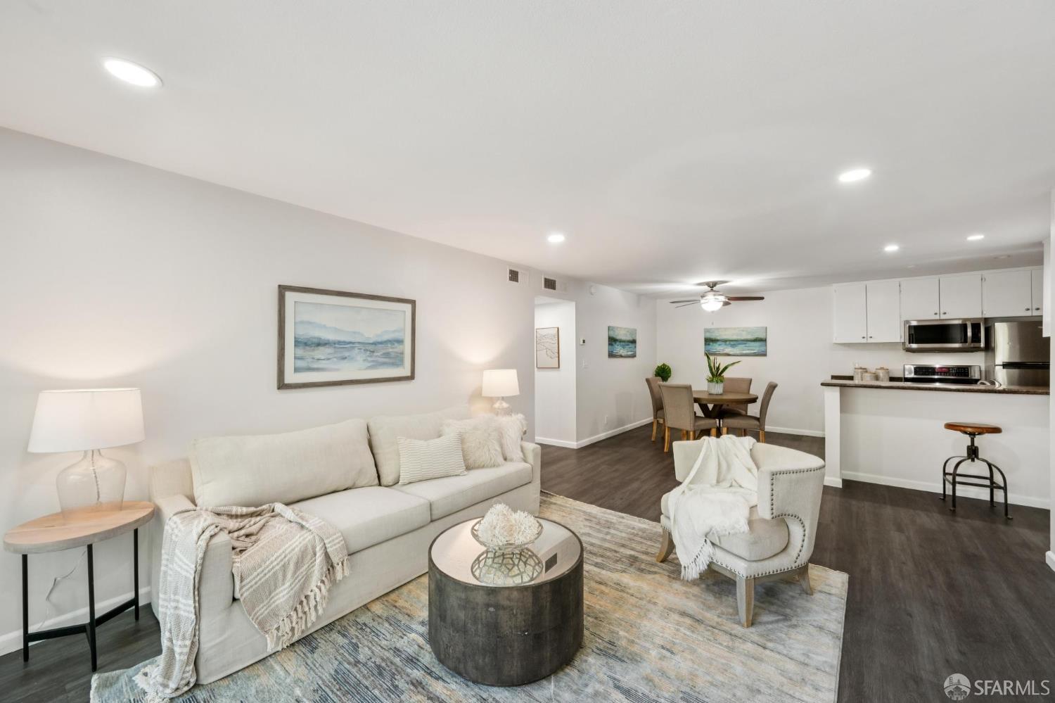9085 Alcosta Boulevard # 415