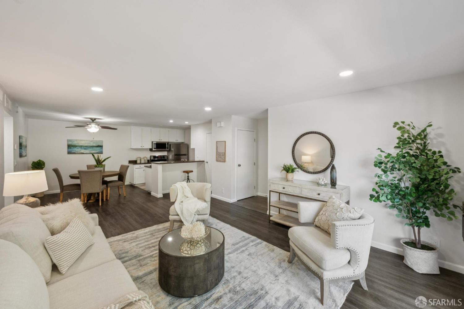 9085 Alcosta Boulevard # 415