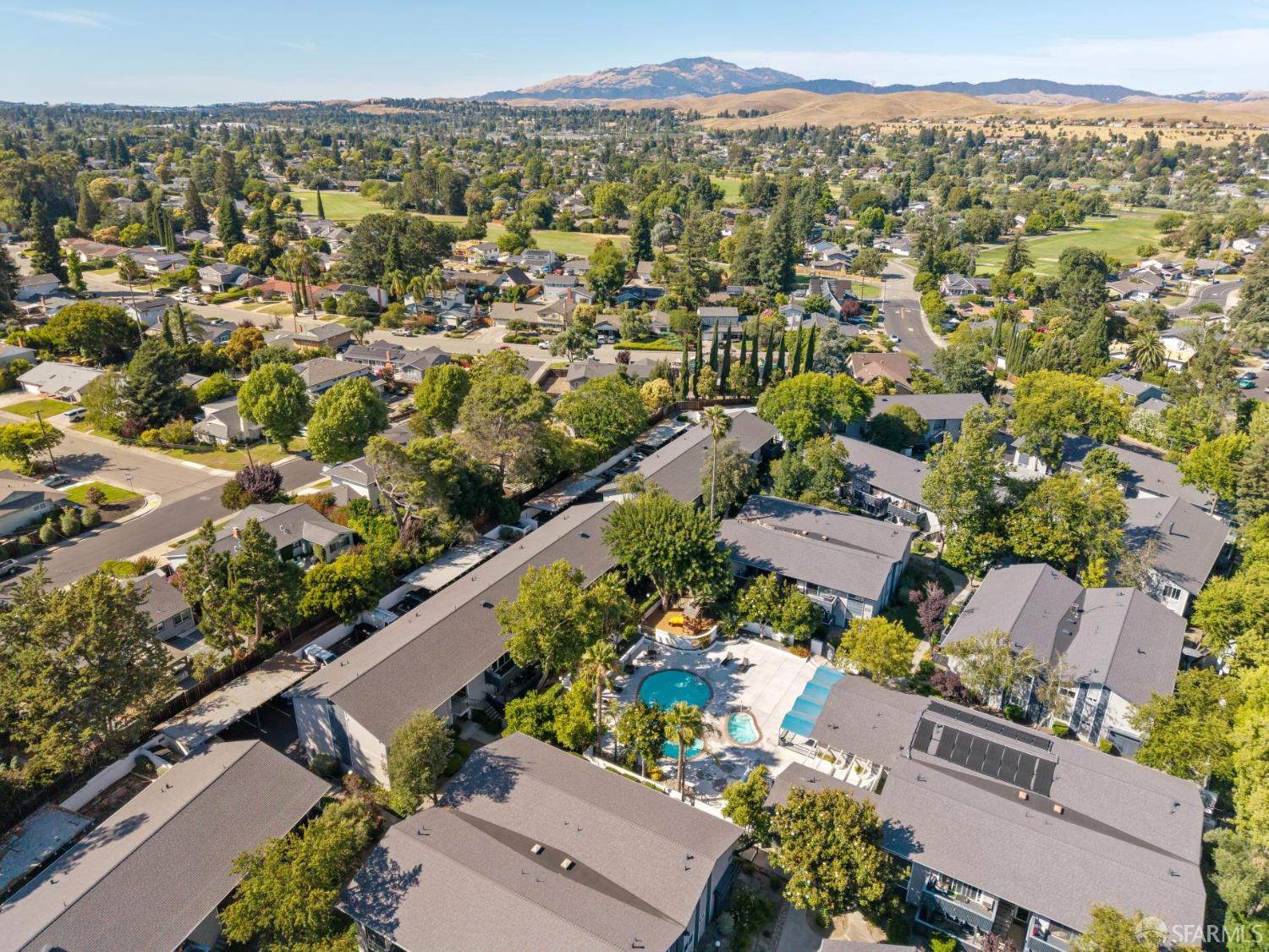 9085 Alcosta Boulevard # 415