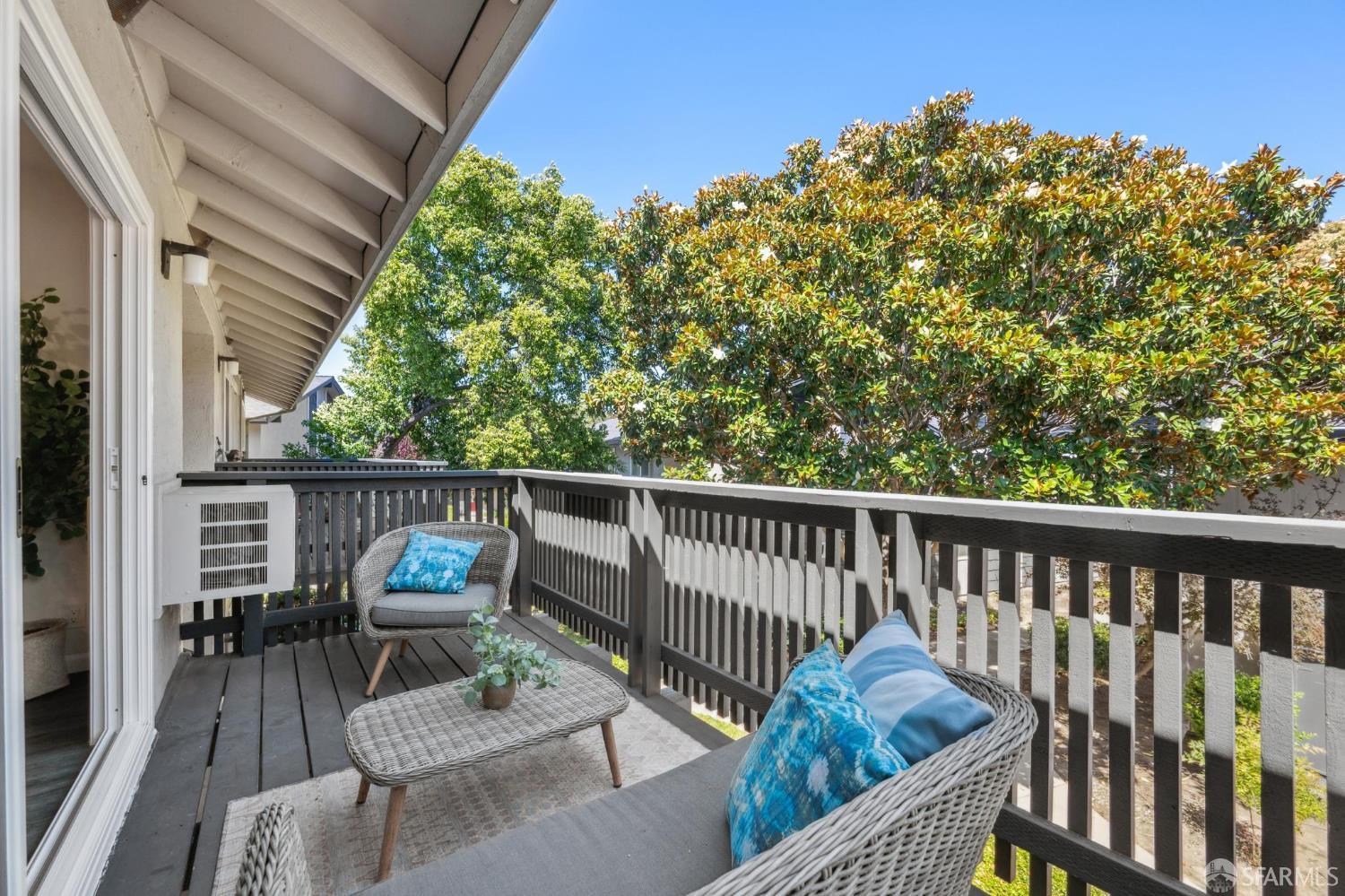 9085 Alcosta Boulevard # 415