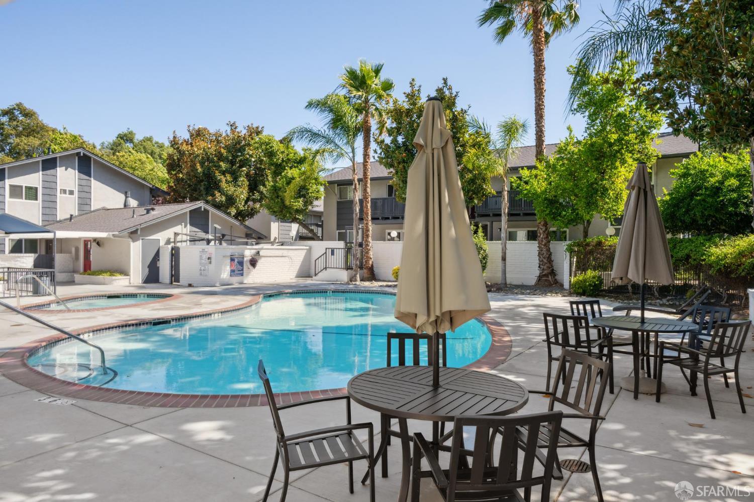 9085 Alcosta Boulevard # 415