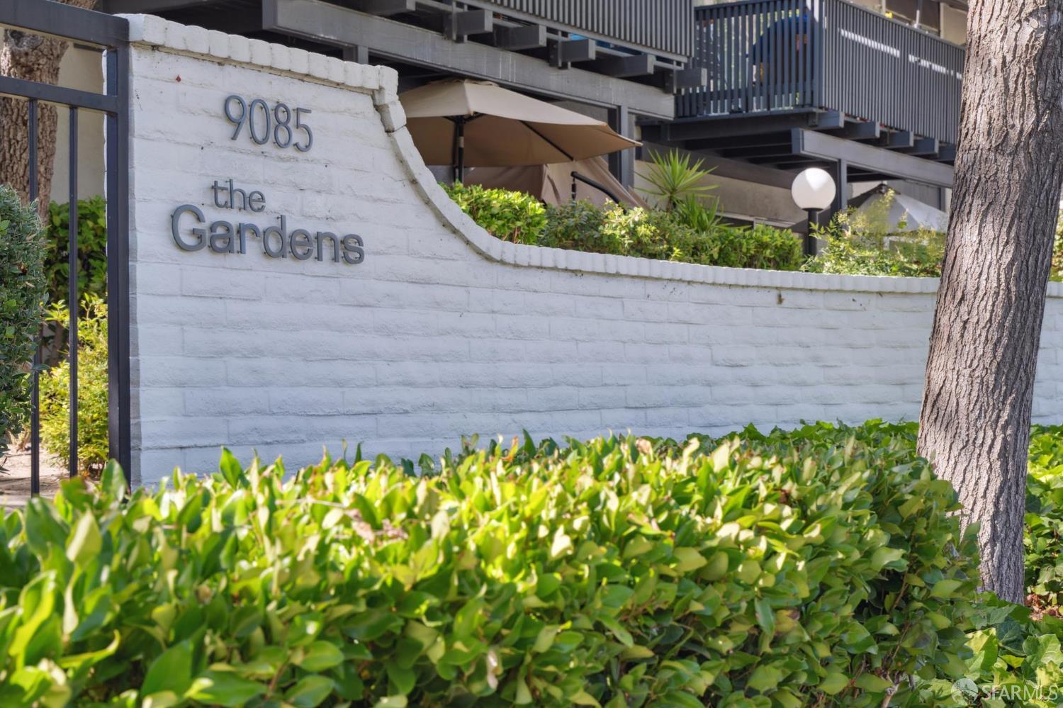 9085 Alcosta Boulevard # 415