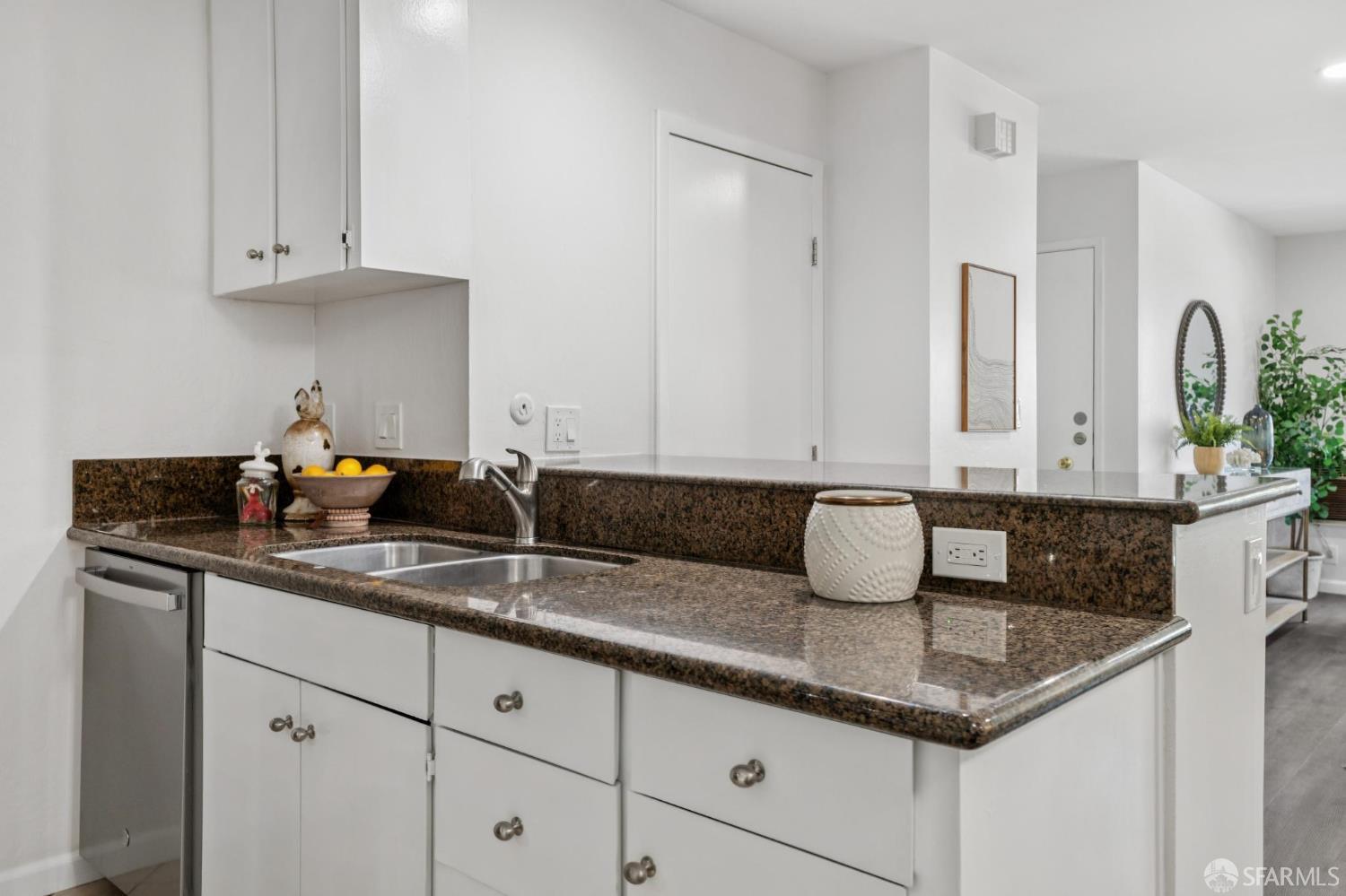9085 Alcosta Boulevard # 415