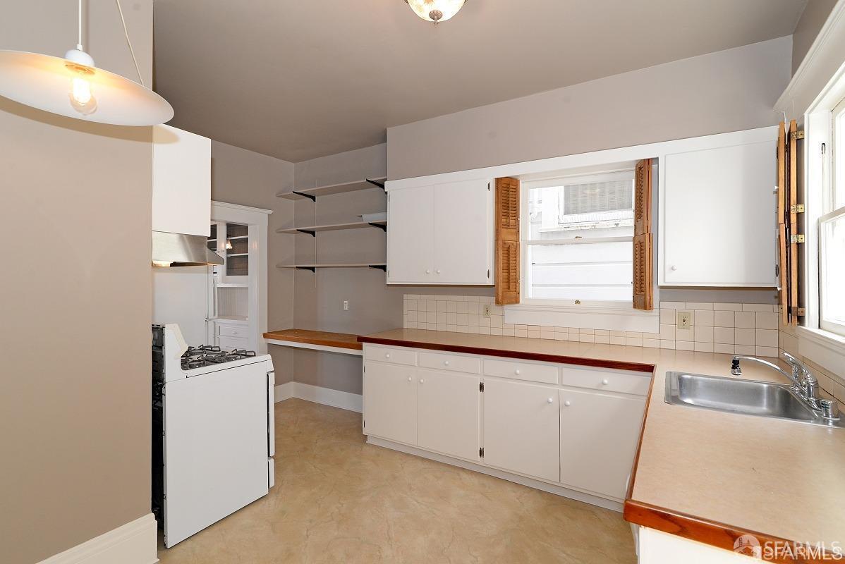 17 Woodland Avenue