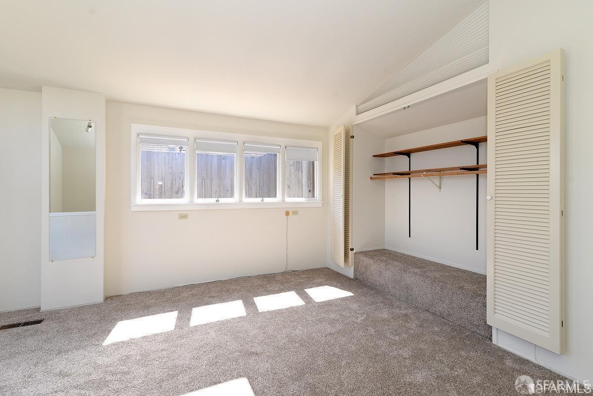 17 Woodland Avenue