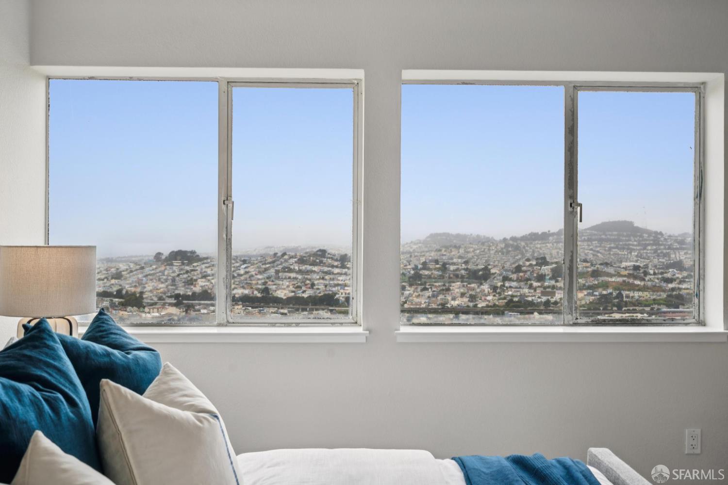 850 Pointe Pacific Drive # 4