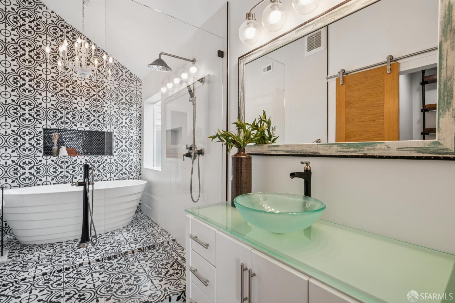 850 Pointe Pacific Drive # 4