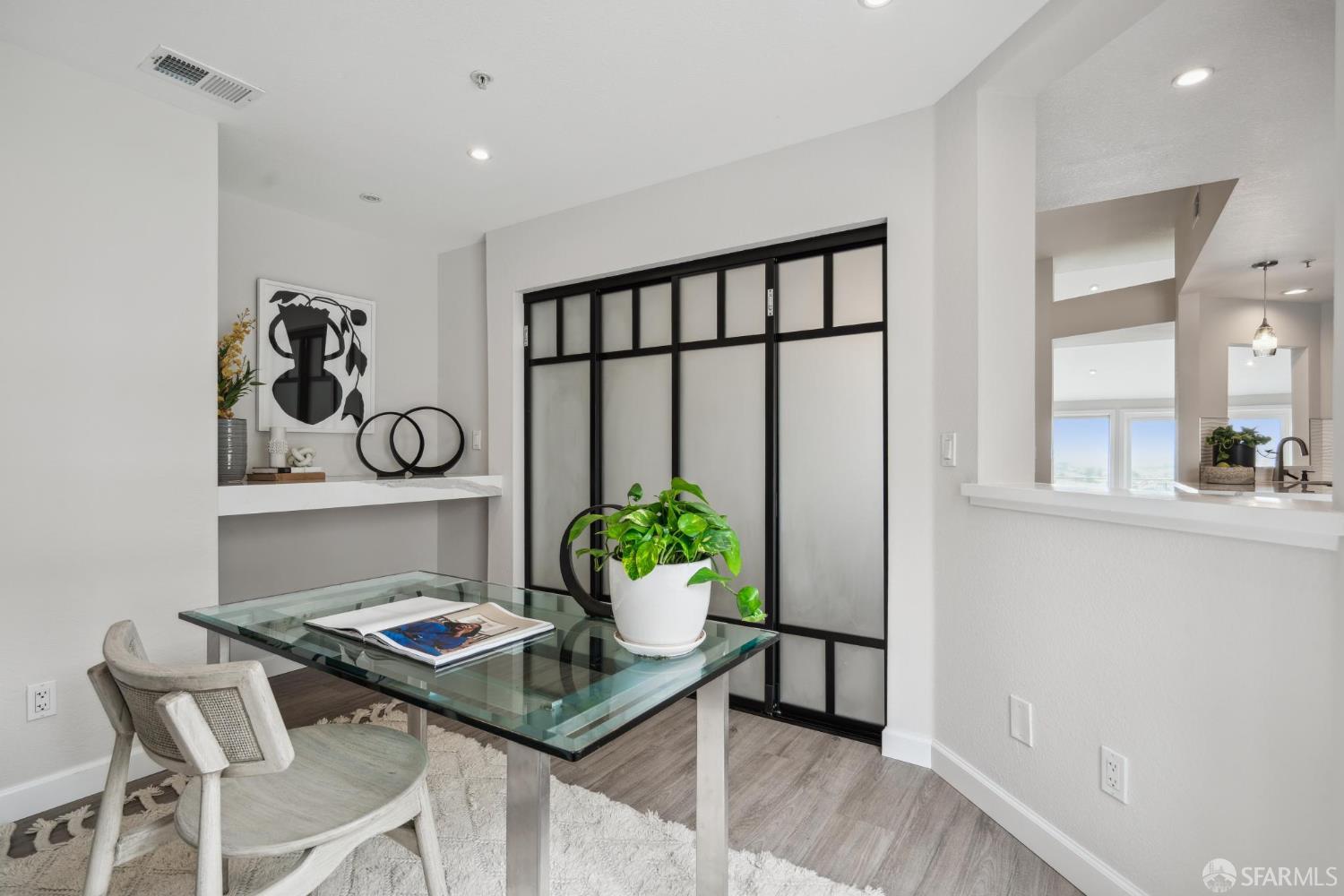 850 Pointe Pacific Drive # 4