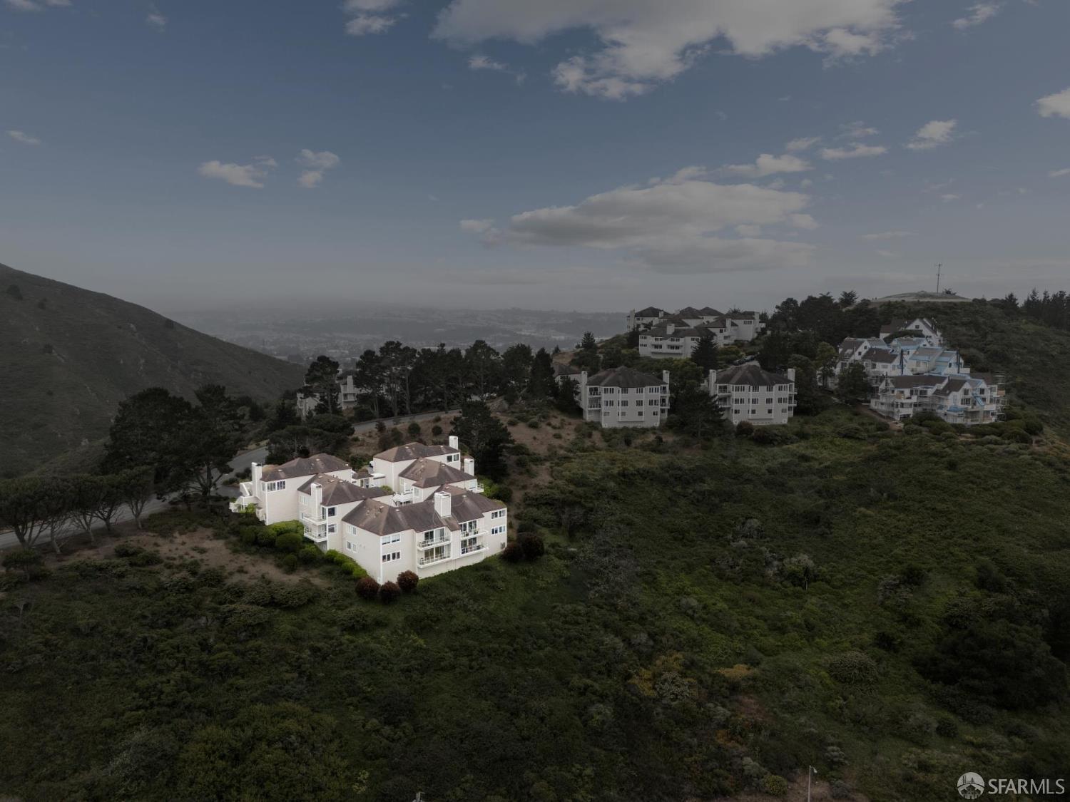 850 Pointe Pacific Drive # 4