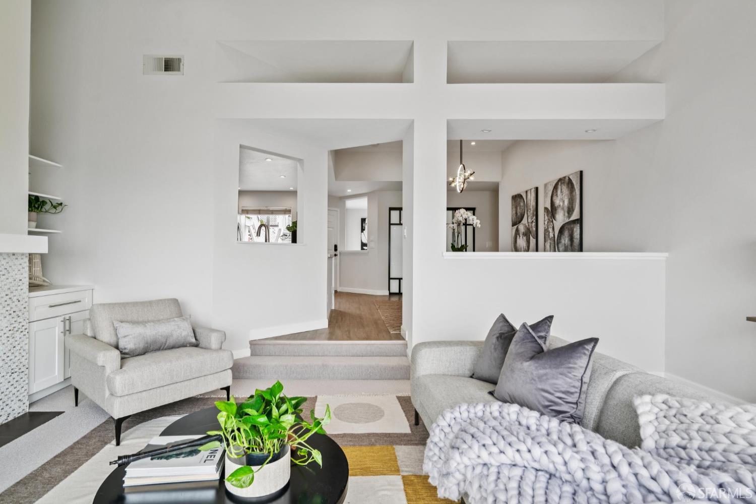 850 Pointe Pacific Drive # 4