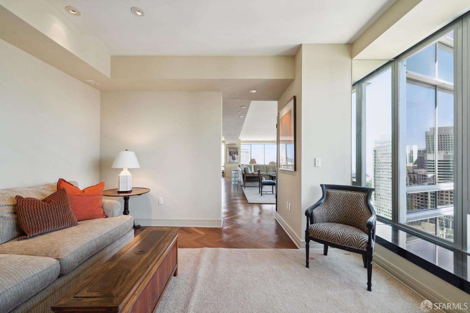 765 Market Street Unit: PH1CD