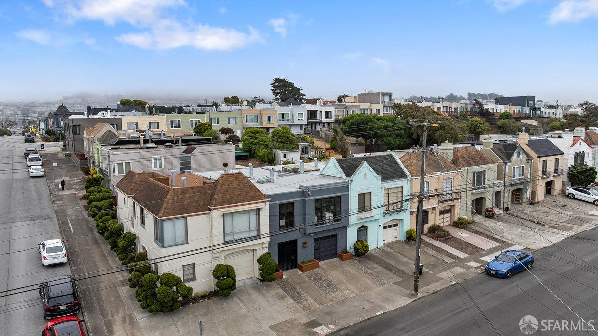 1606 34th Avenue