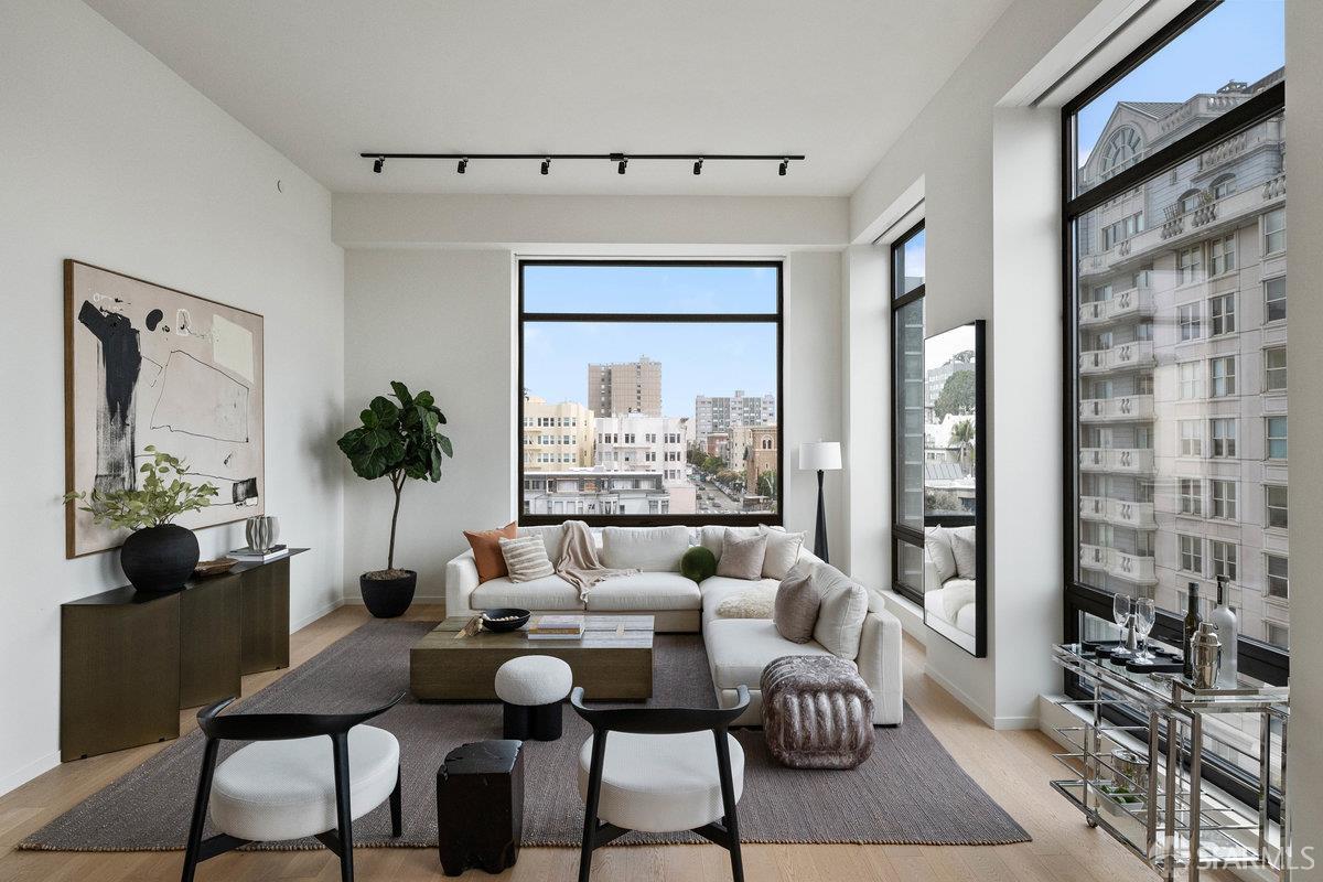 1523 Franklin Street # 801