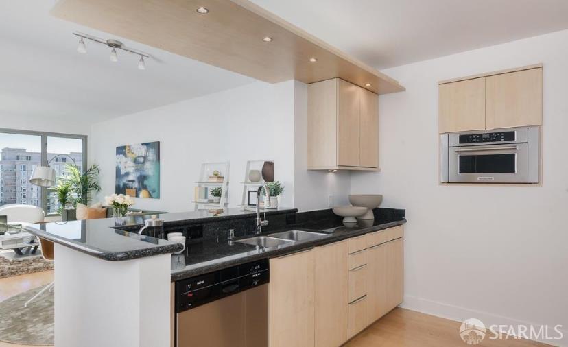 239 Brannan Street # 10G