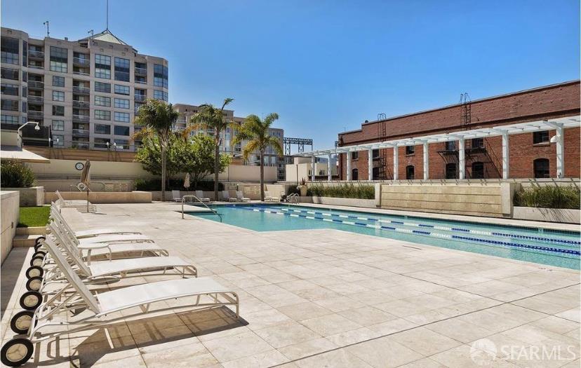 239 Brannan Street # 10G