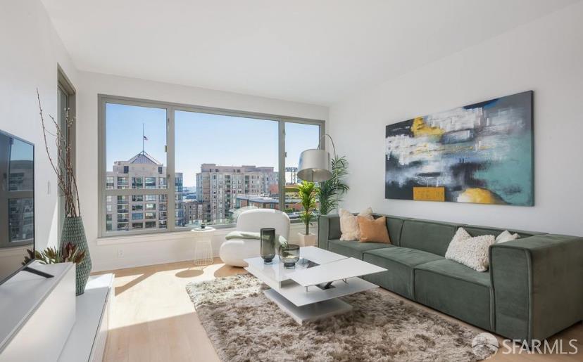 239 Brannan Street # 10G