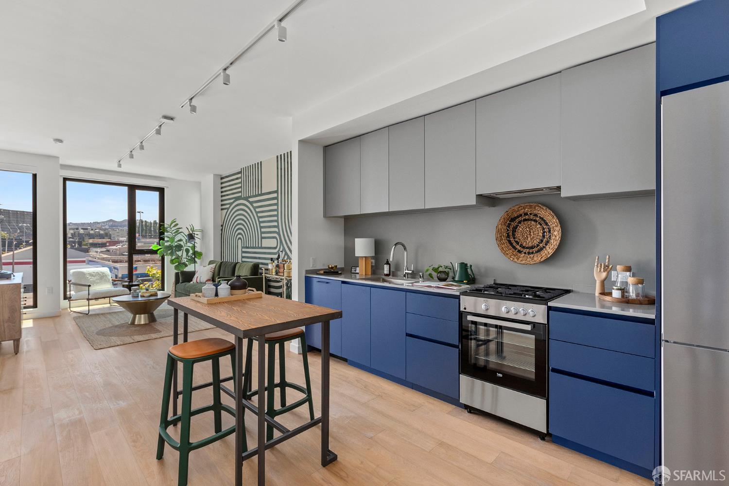 988 Harrison Street Unit: WA2