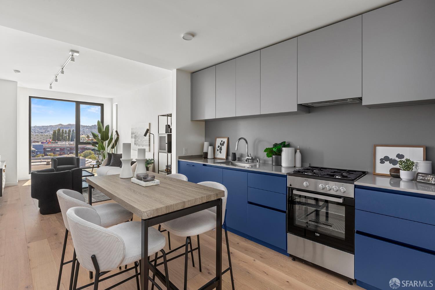 988 Harrison Street Unit: CJ3