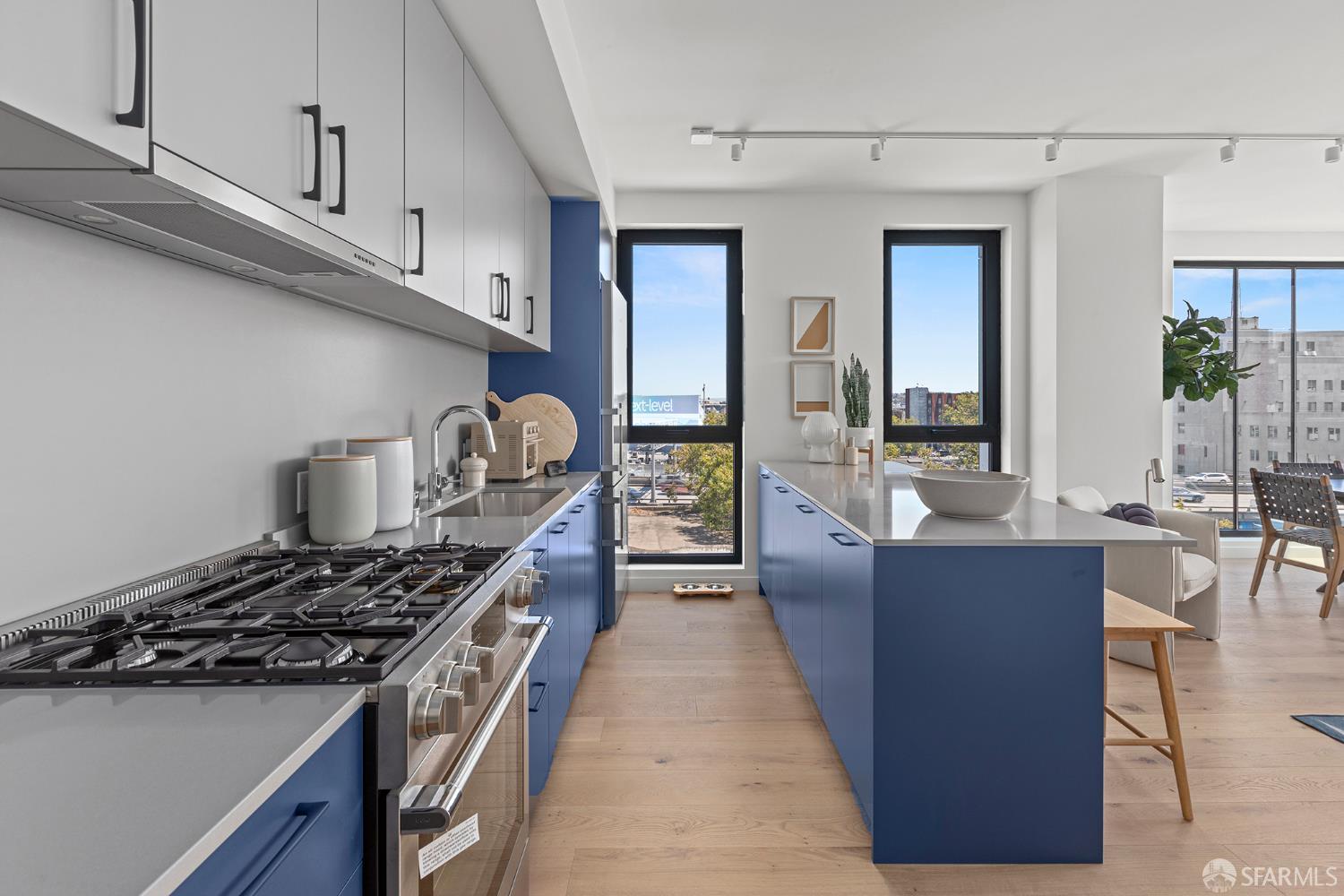 988 Harrison Street Unit: HM6