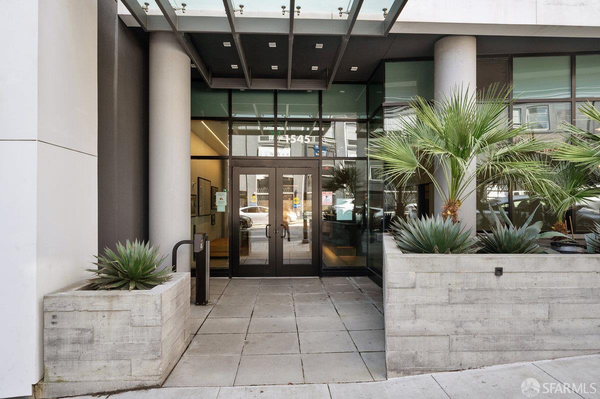 1545 Pine Street # 802