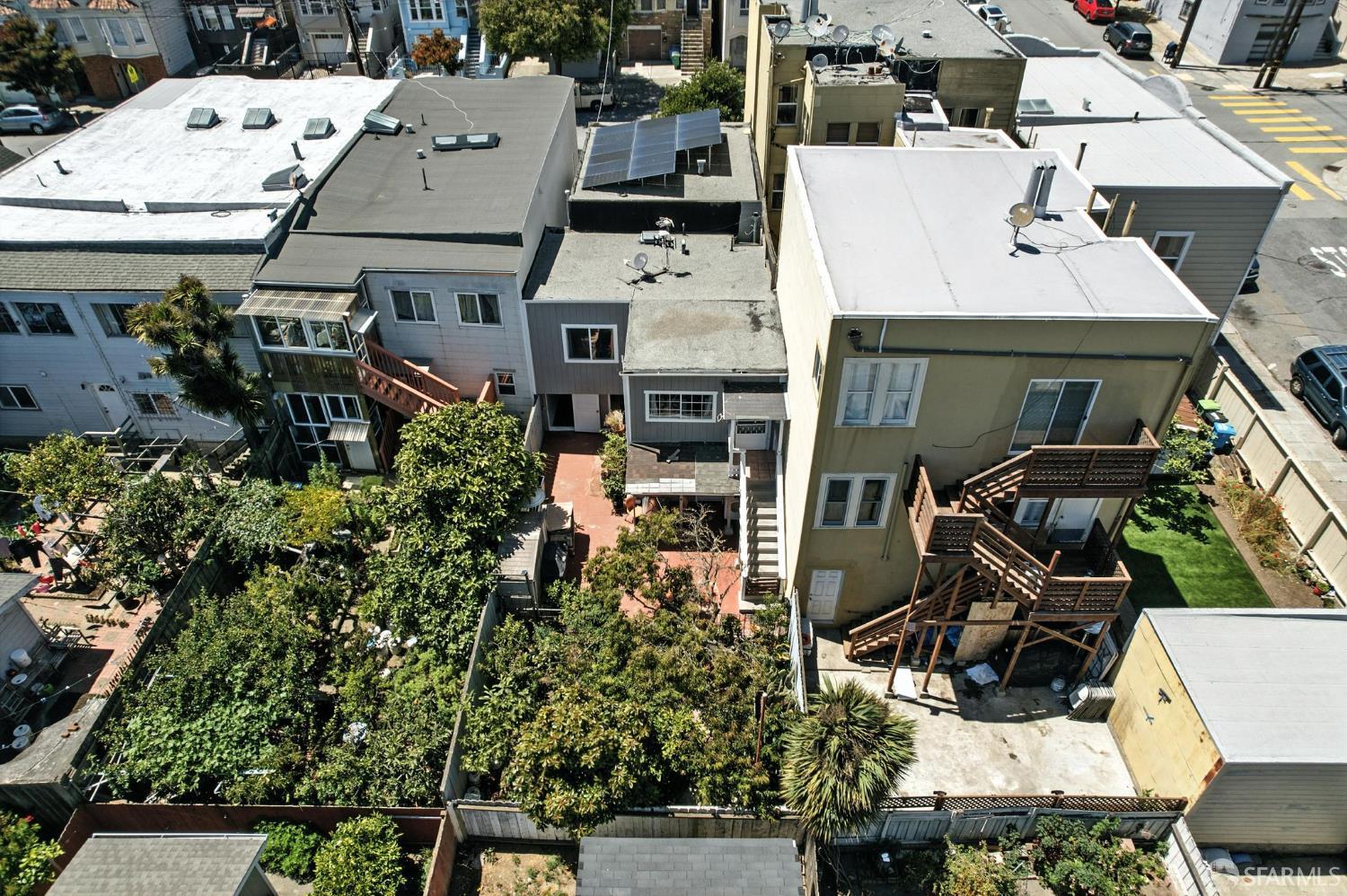 715 Naples Street