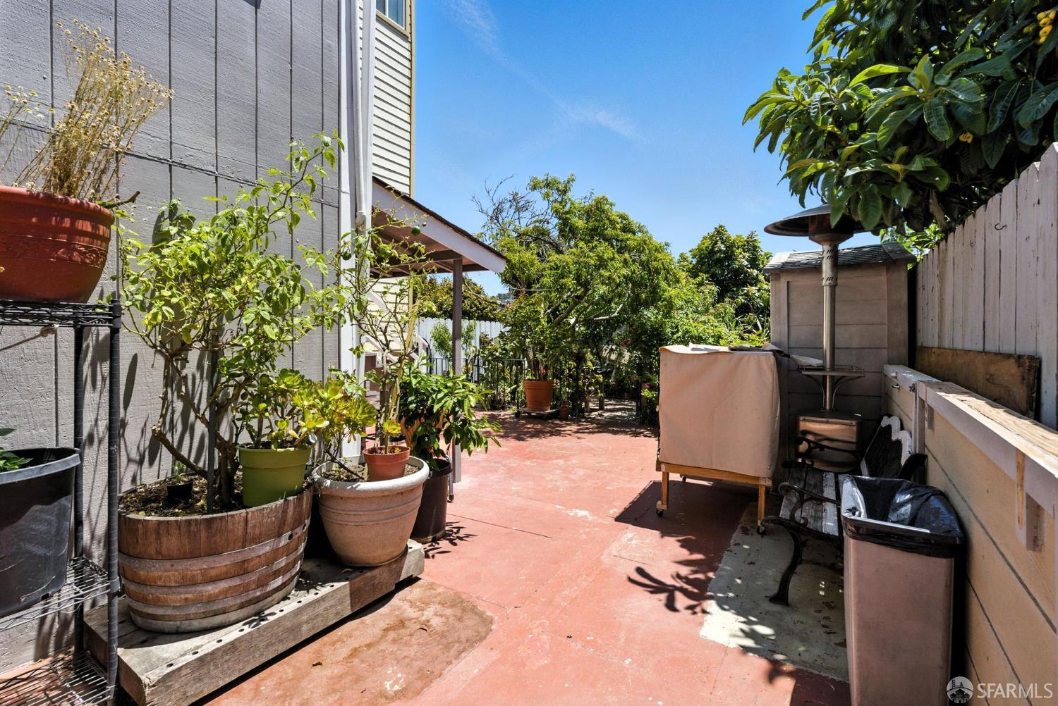 715 Naples Street