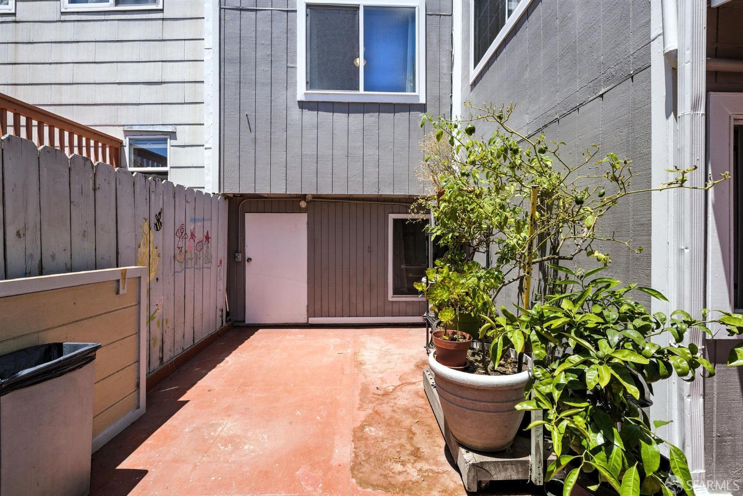 715 Naples Street