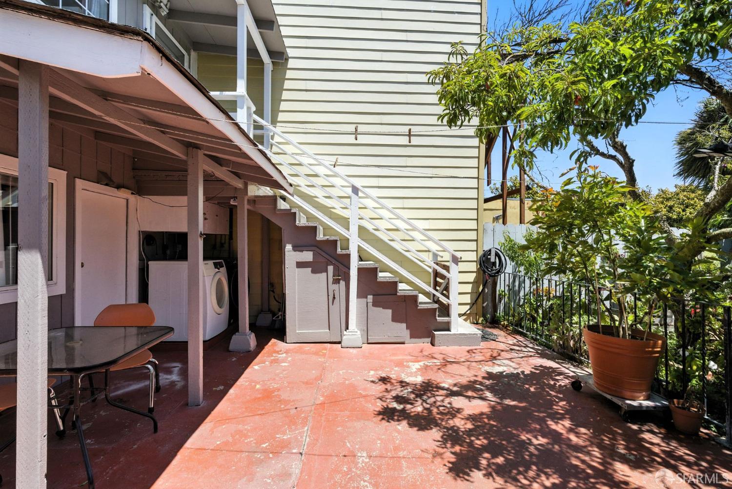 715 Naples Street