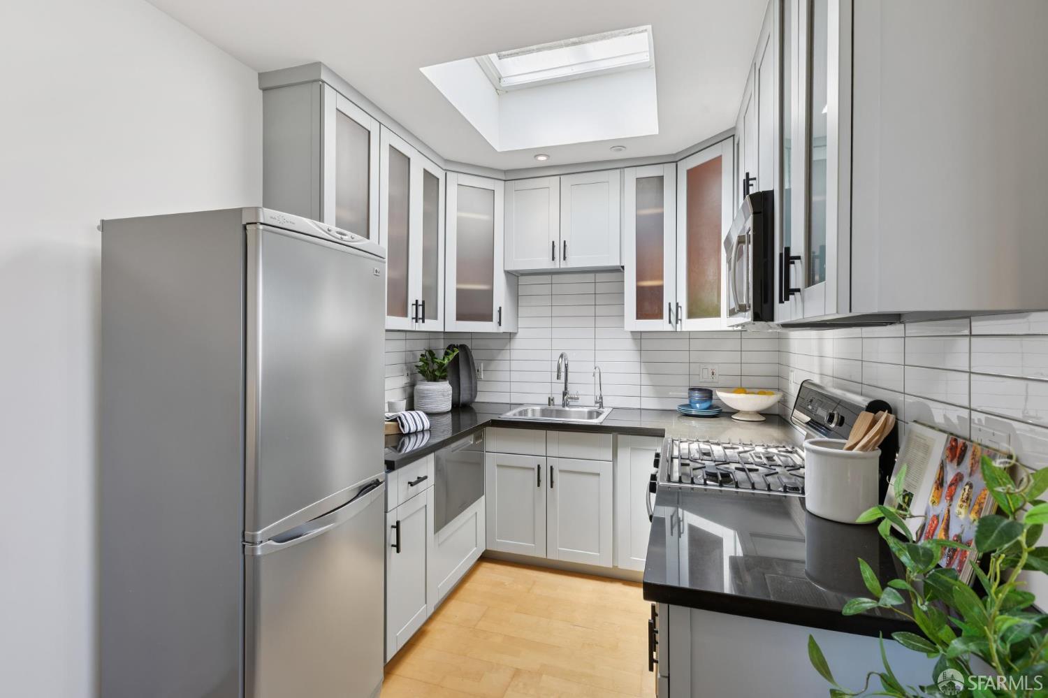 965 Alvarado Street # 5