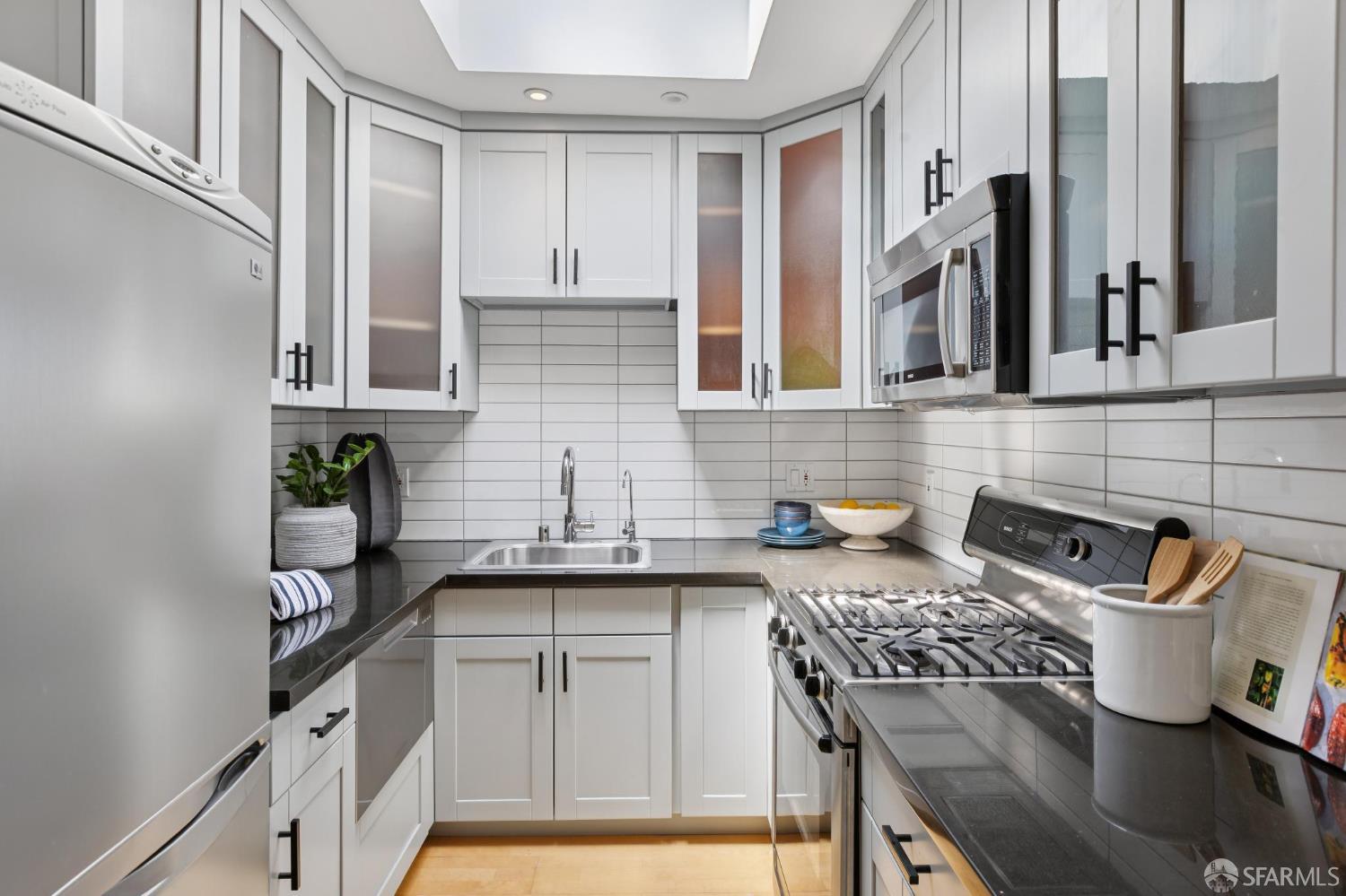 965 Alvarado Street # 5