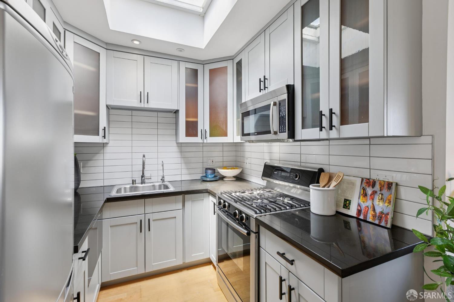 965 Alvarado Street # 5