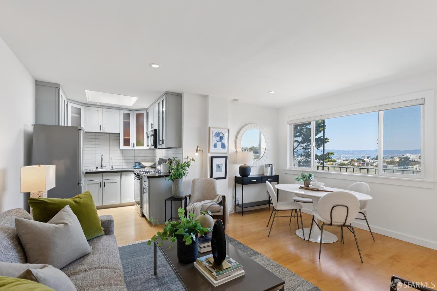 965 Alvarado Street # 5