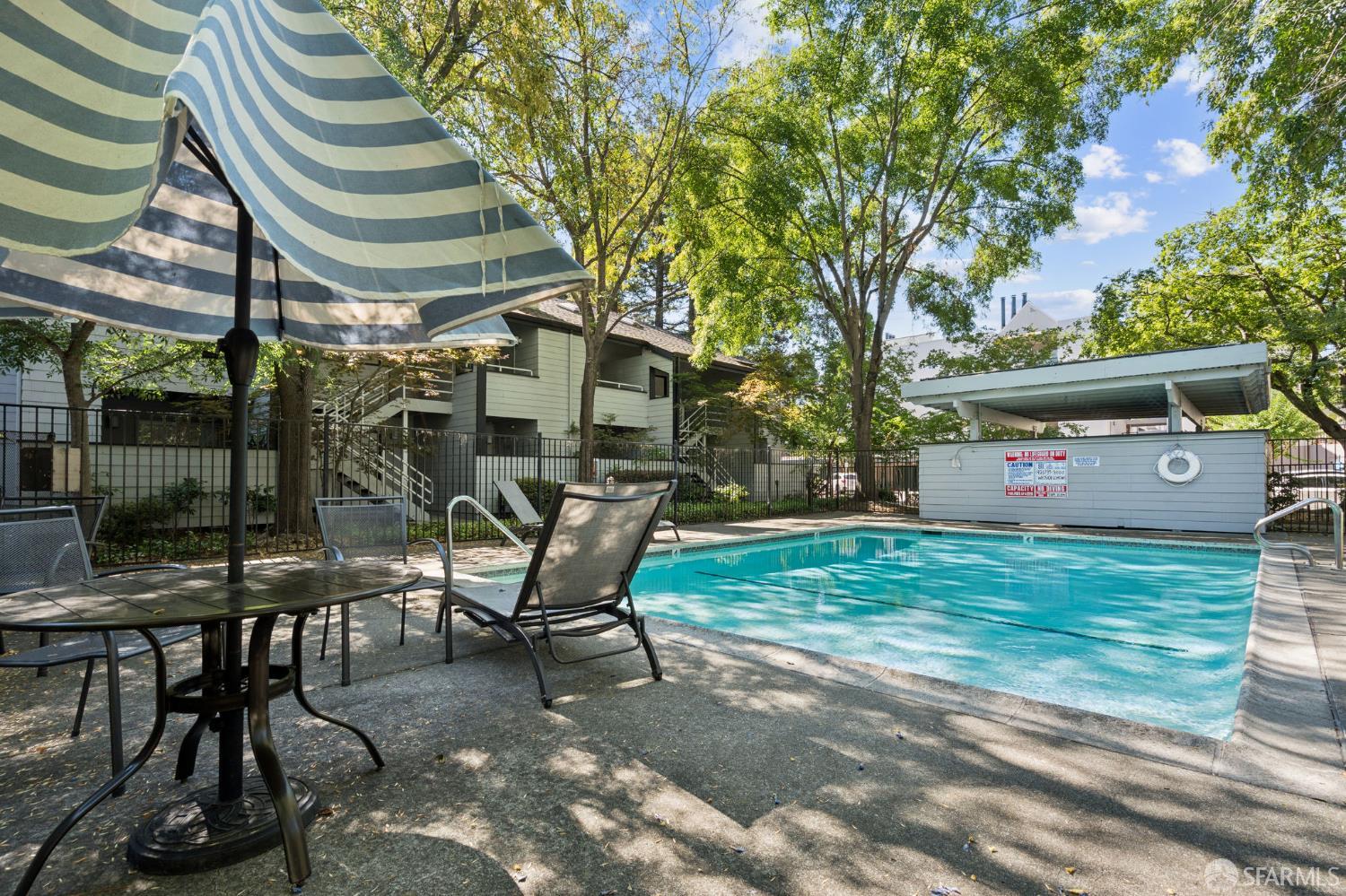 3193 Wayside Plaza # 23