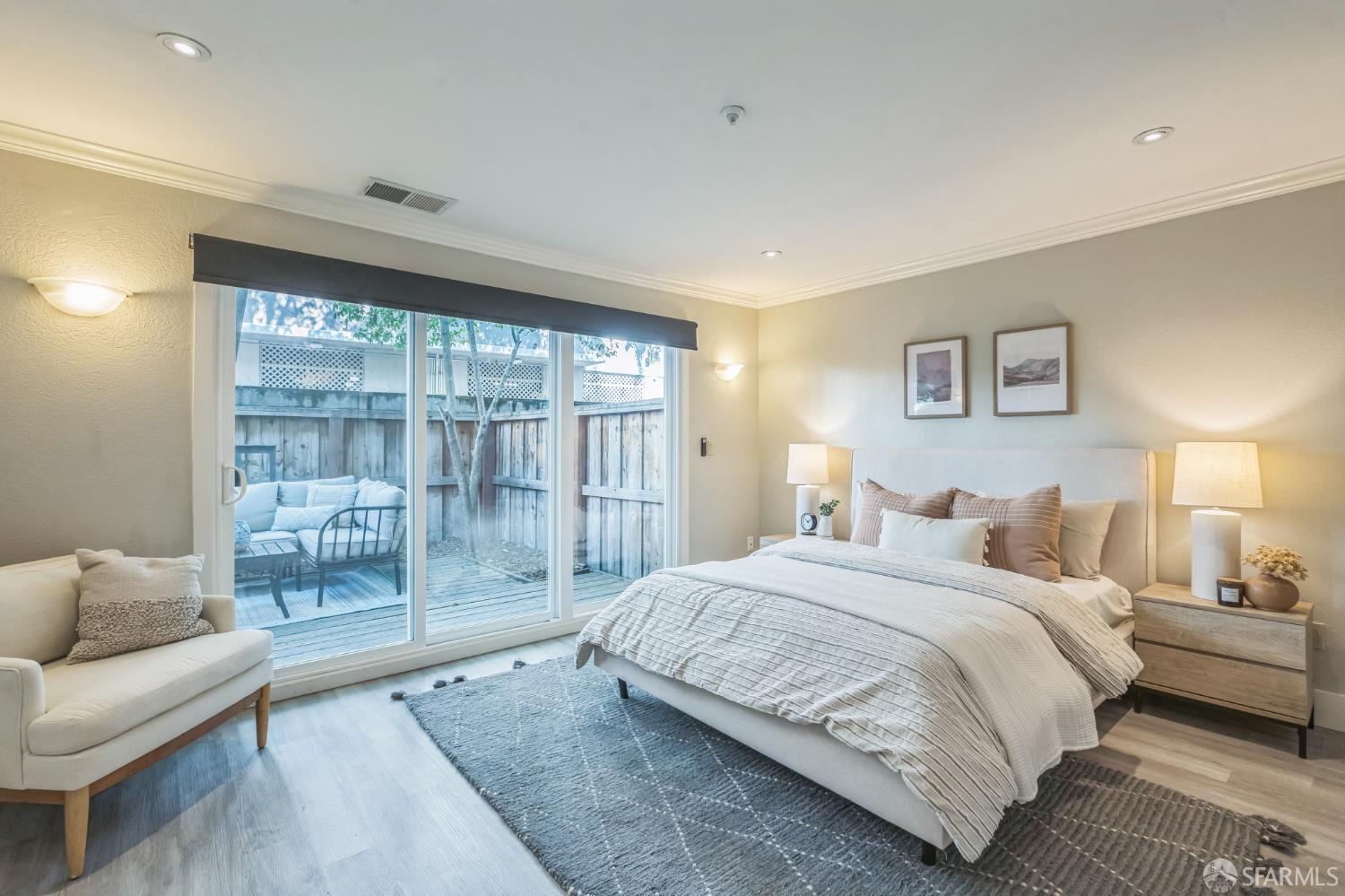 3193 Wayside Plaza # 23