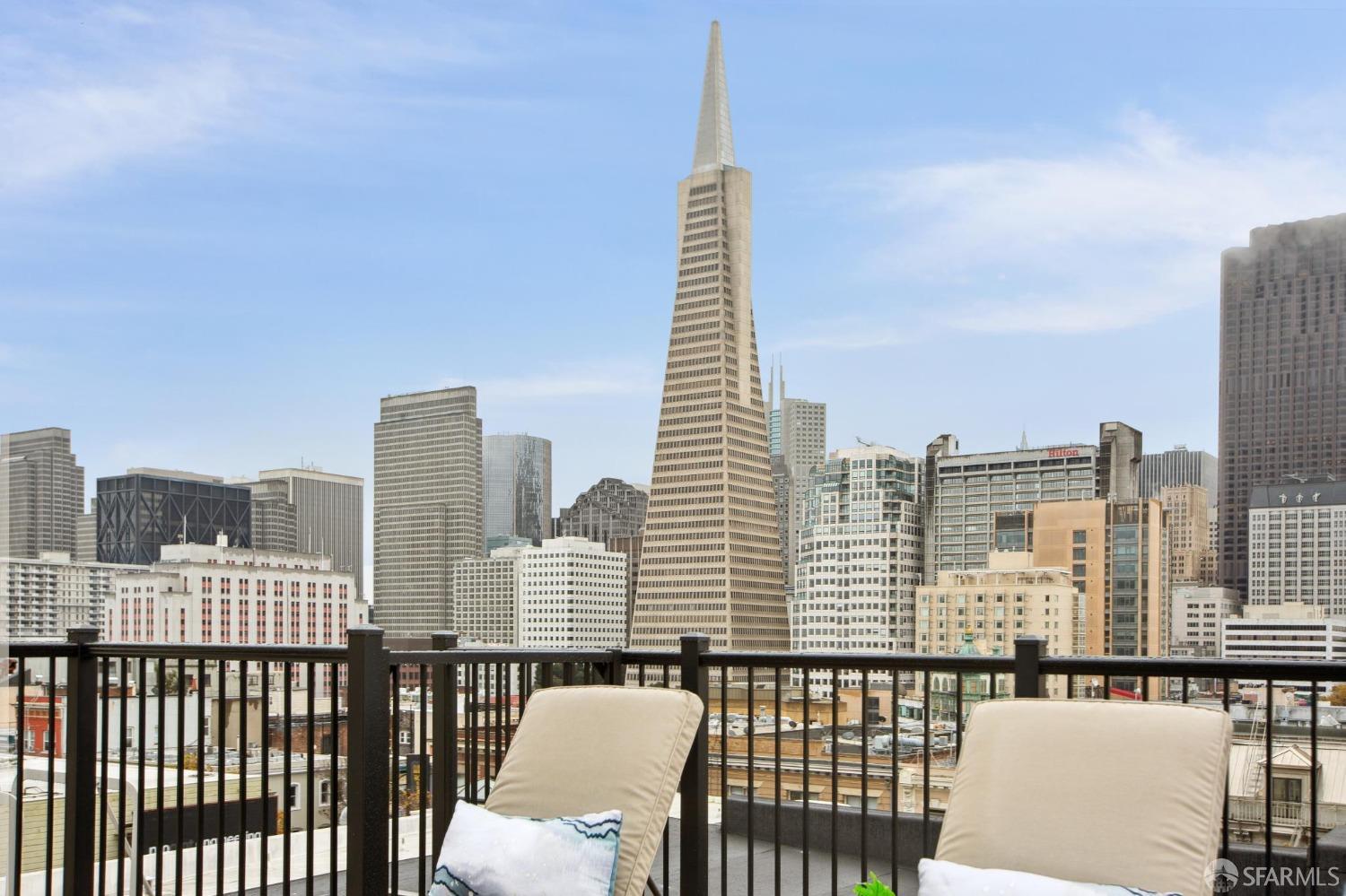31 Romolo Place # 6