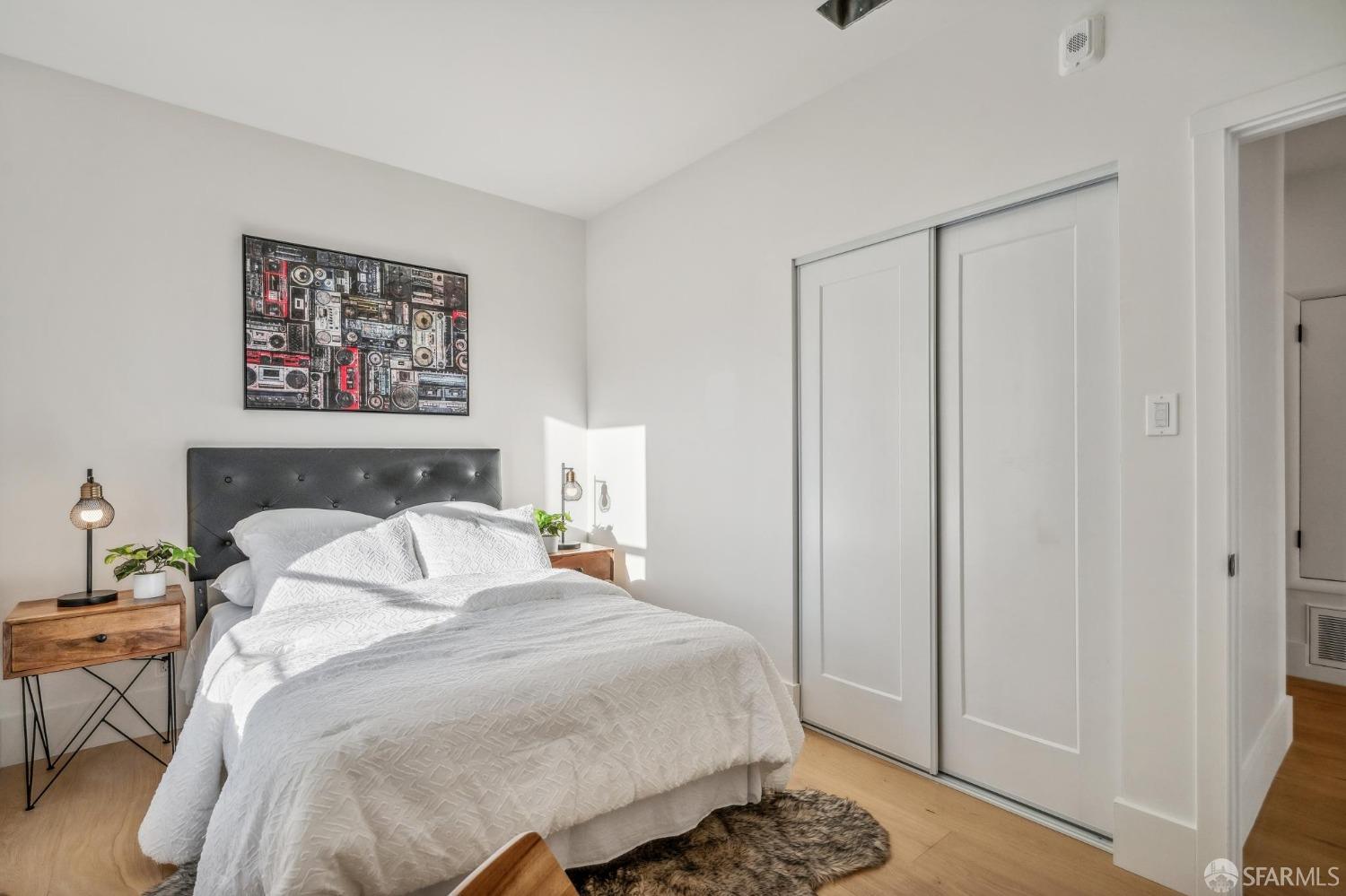 31 Romolo Place # 6