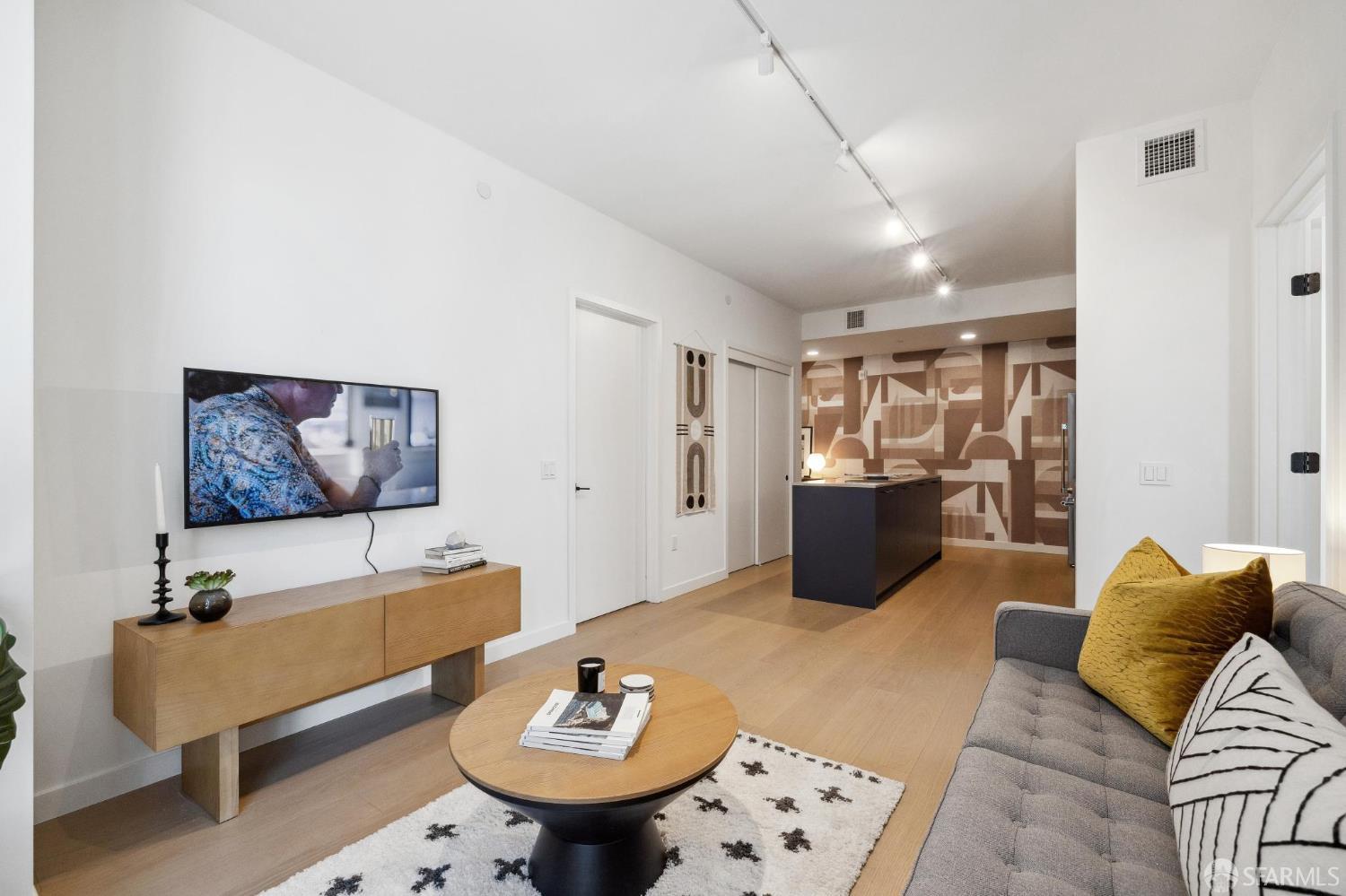 988 Harrison Street Unit: YH2