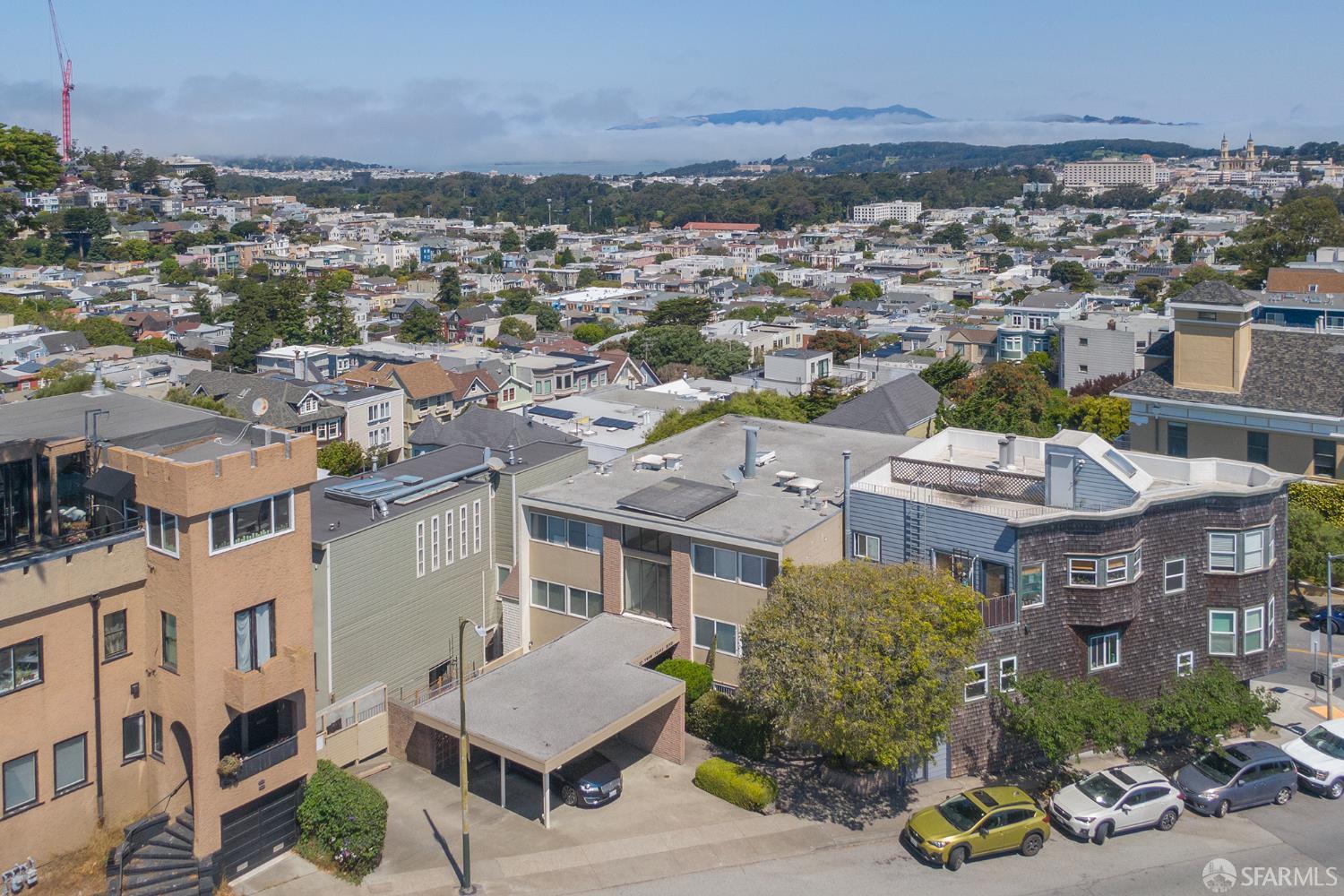 22 Twin Peaks Boulevard