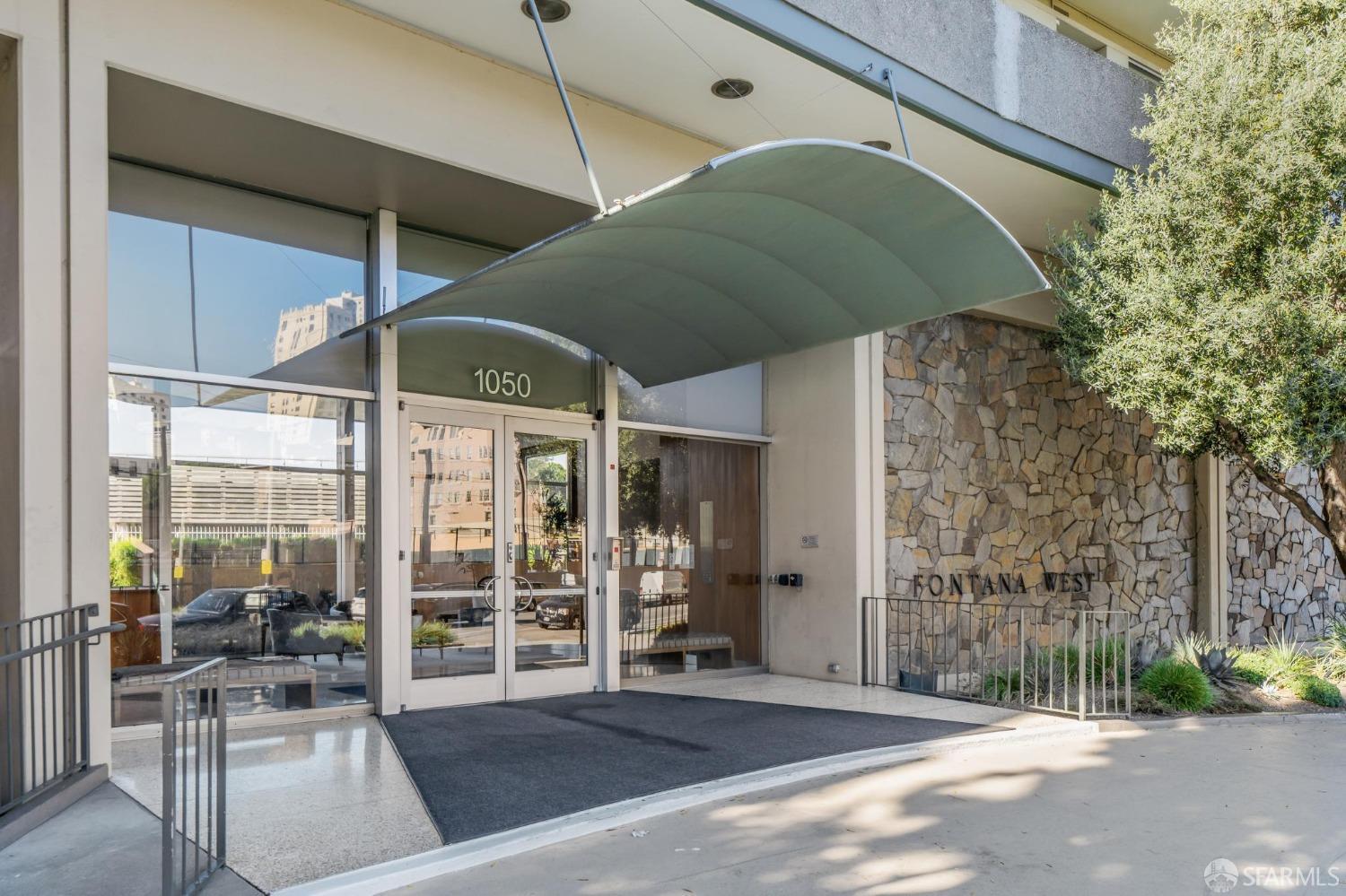 1050 North Point Street # 1106