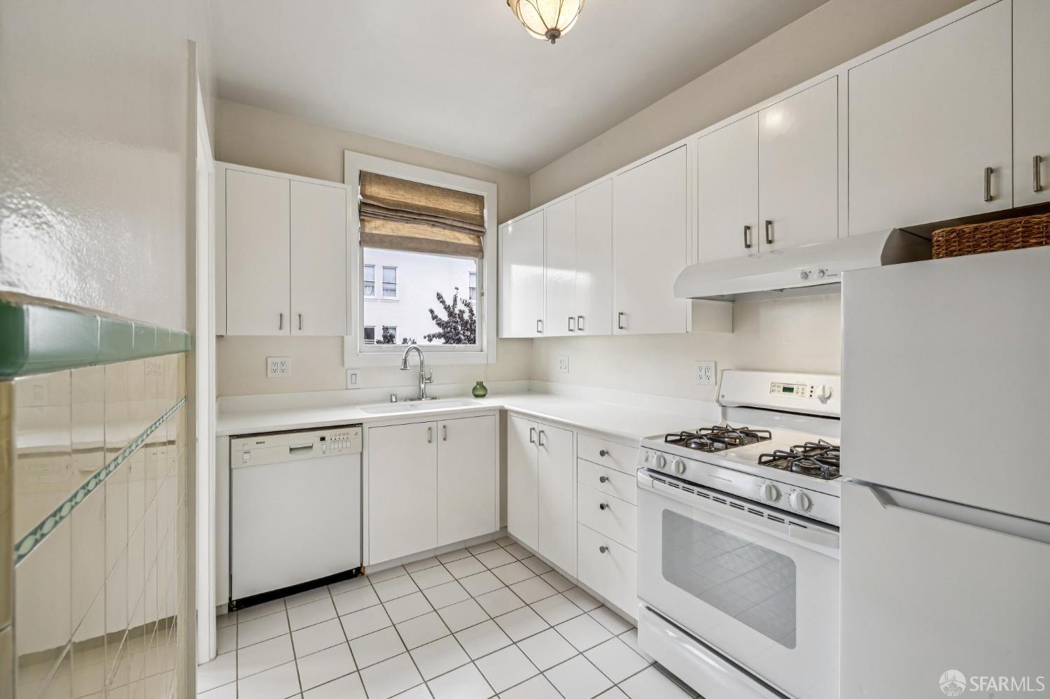 2801 Octavia Street # 3